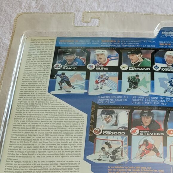 Alex Mogilny Toronto Maple Leafs NHL Mcfarlane Sportspicks Hockey Figure New - Picture 8 of 8